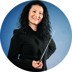 Dirigentin der OWL Kammerphilharmonie  Naoko Grünberg-Sakai